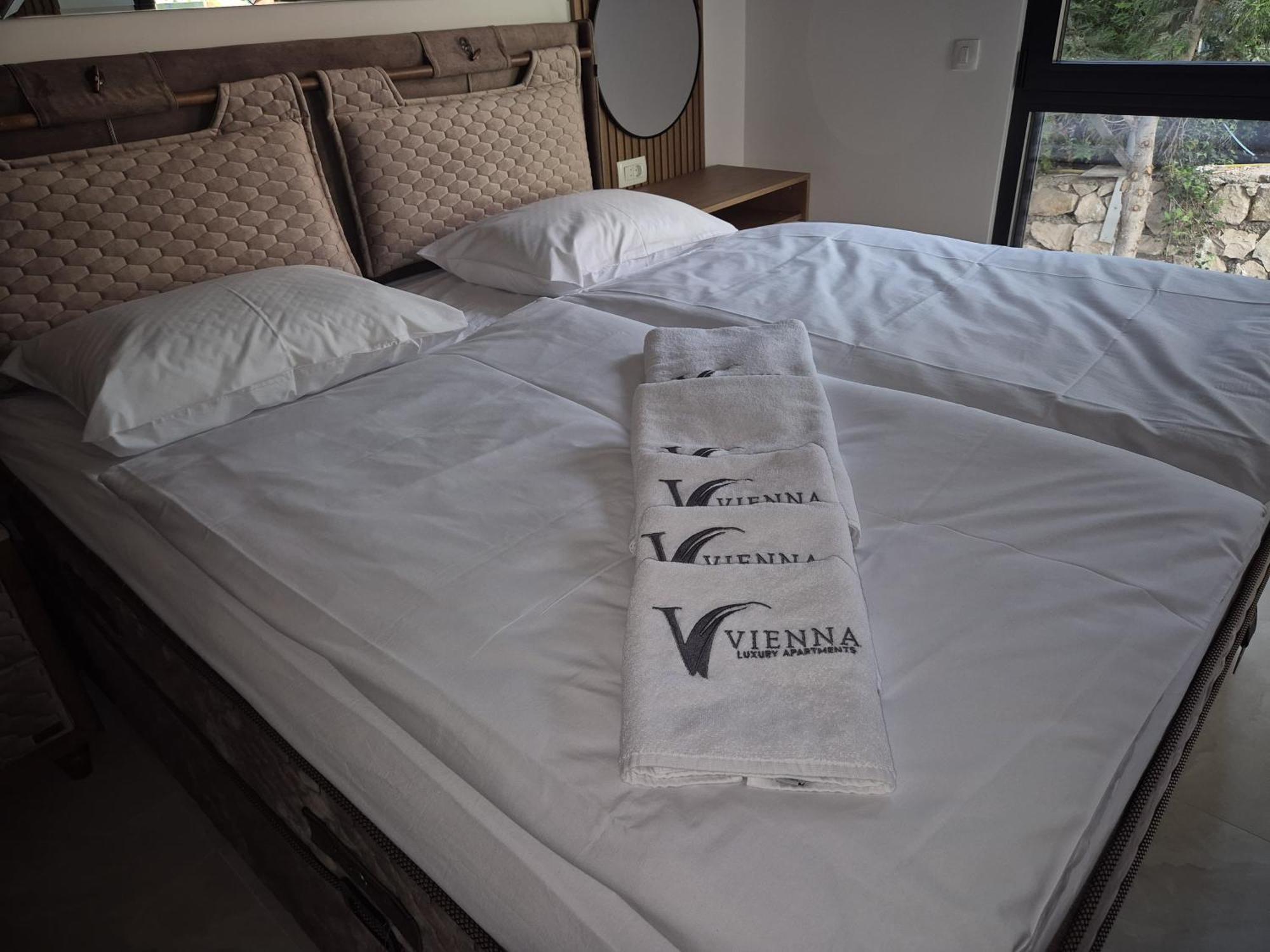 Vienna Luxury Apartments Dobra Voda Buitenkant foto
