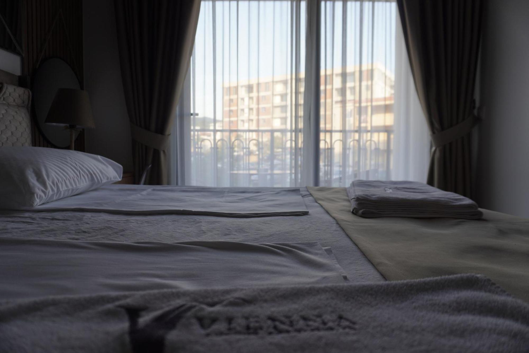 Vienna Luxury Apartments Dobra Voda Buitenkant foto