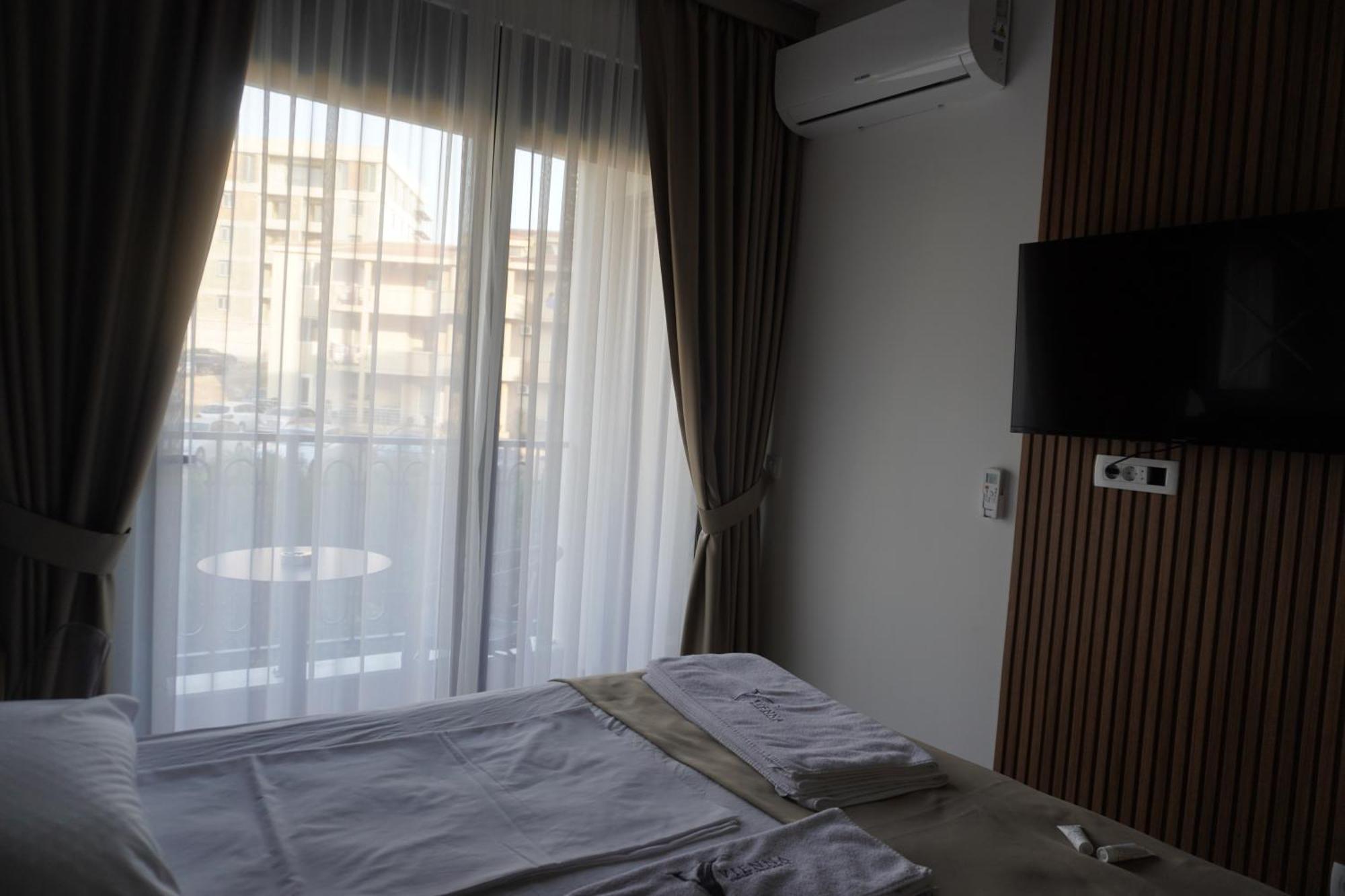 Vienna Luxury Apartments Dobra Voda Buitenkant foto