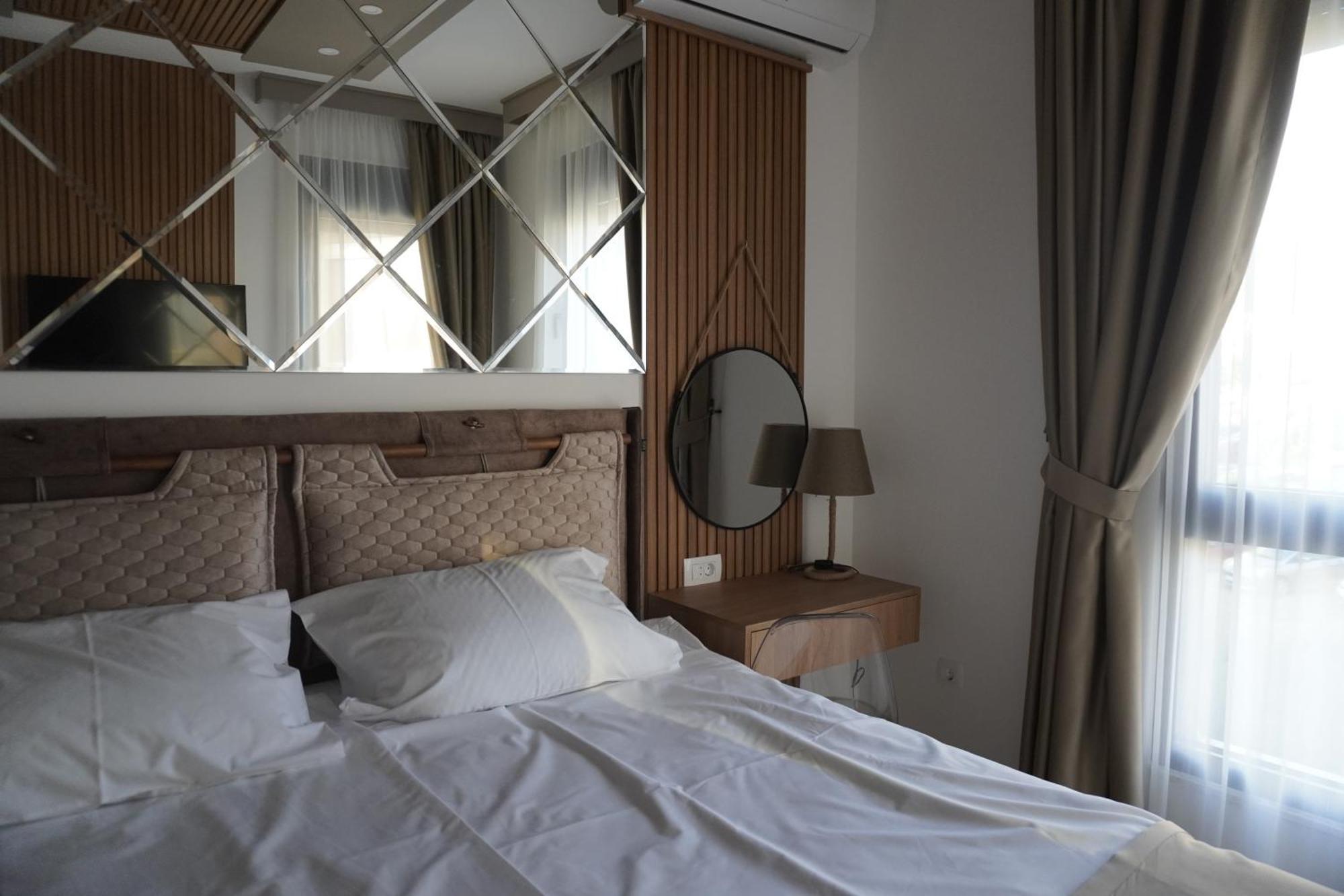 Vienna Luxury Apartments Dobra Voda Buitenkant foto